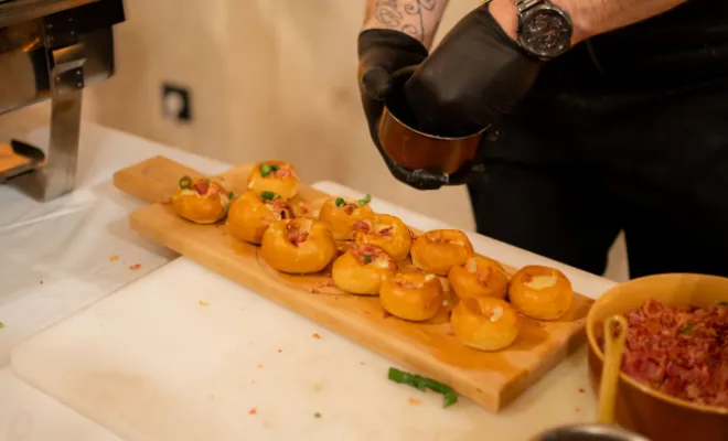 Joyeux anniversaire La Cour de Marius !🎉, Grezieu-le-Marché, vers Saint-Martin-en-Haut, La Cour de Marius