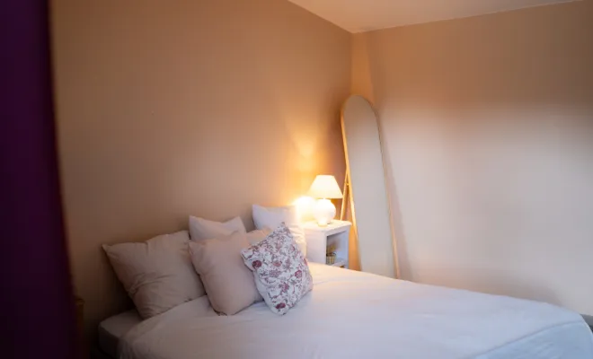 La chambre "Sophie", Grezieu-le-Marché, vers Saint-Martin-en-Haut, La Cour de Marius